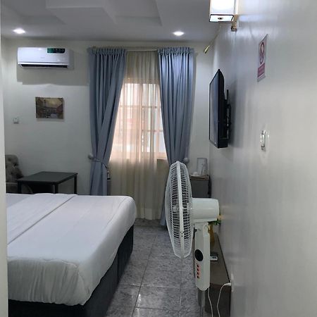 March Forte 3 Bedroom Apartment Ikeja Exterior foto